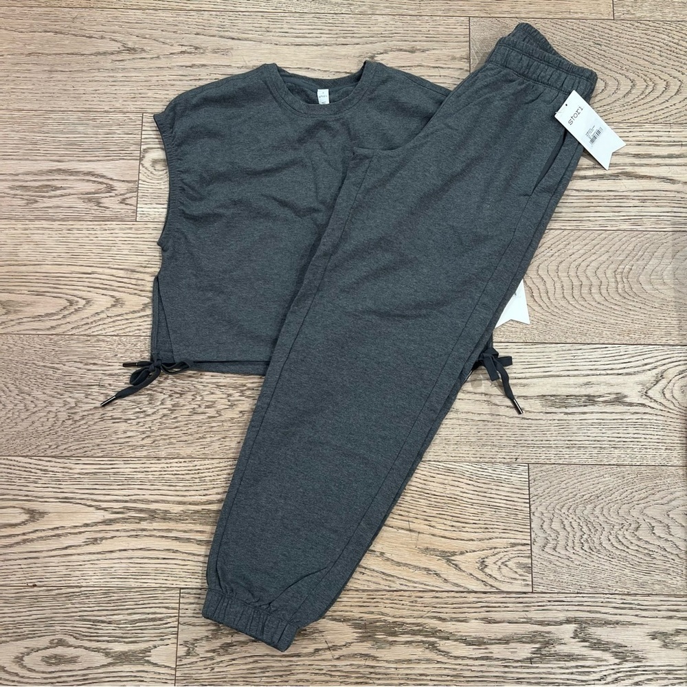NWT Stori Jogger Set 2